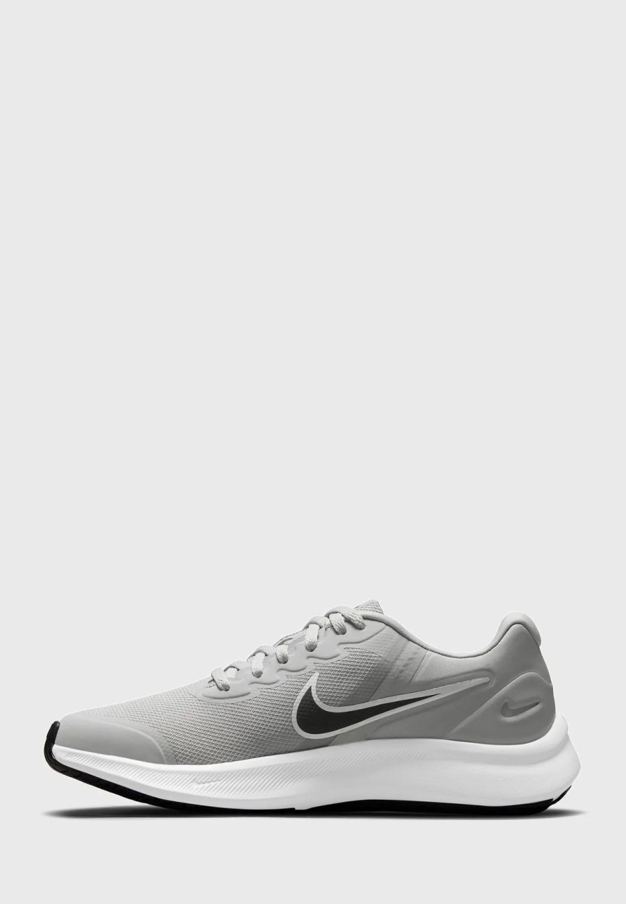 Sports Shoes | * Nike Youth Star Runner 3