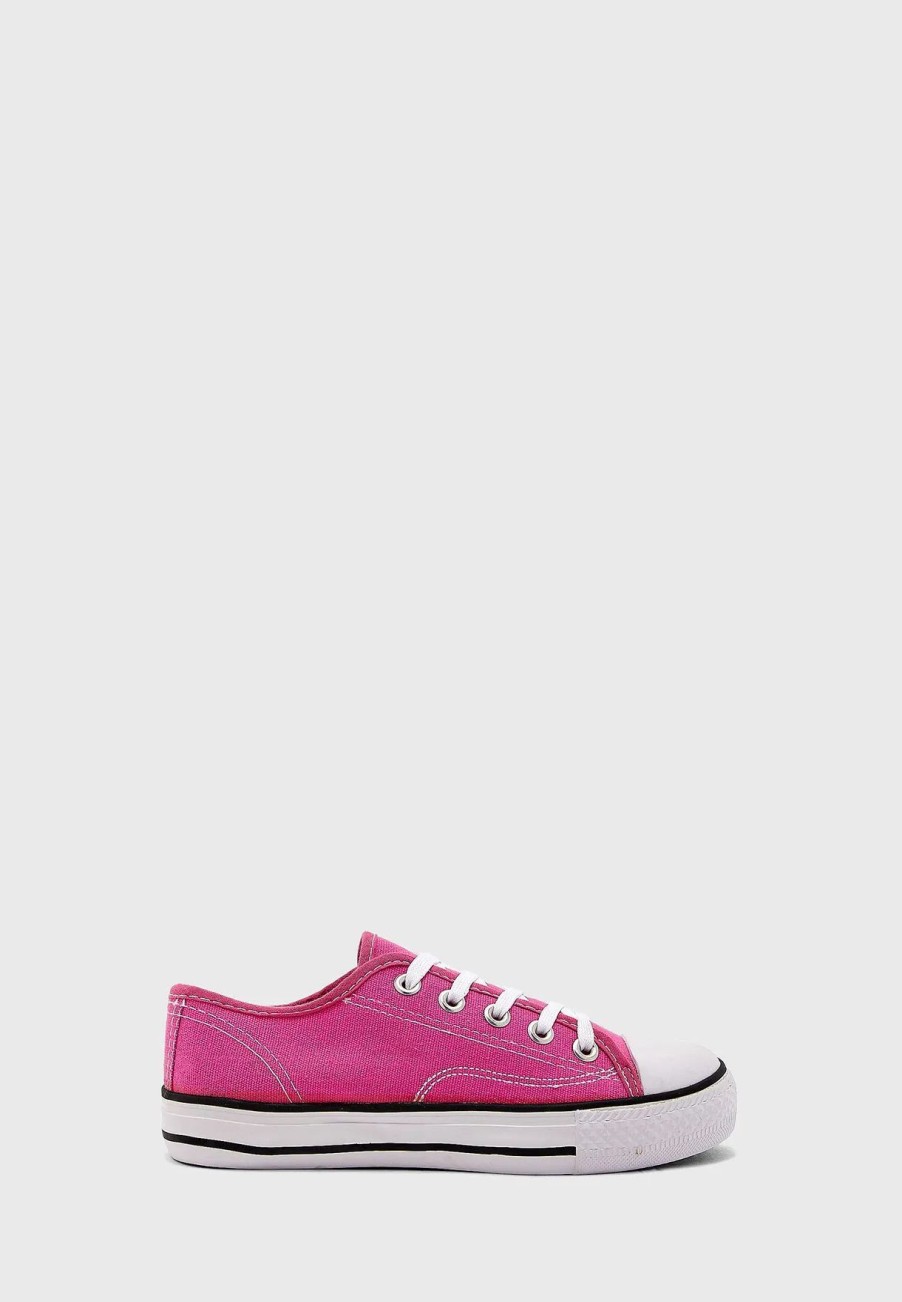 Sneakers | * Pinata Low Cut Canvas Lace