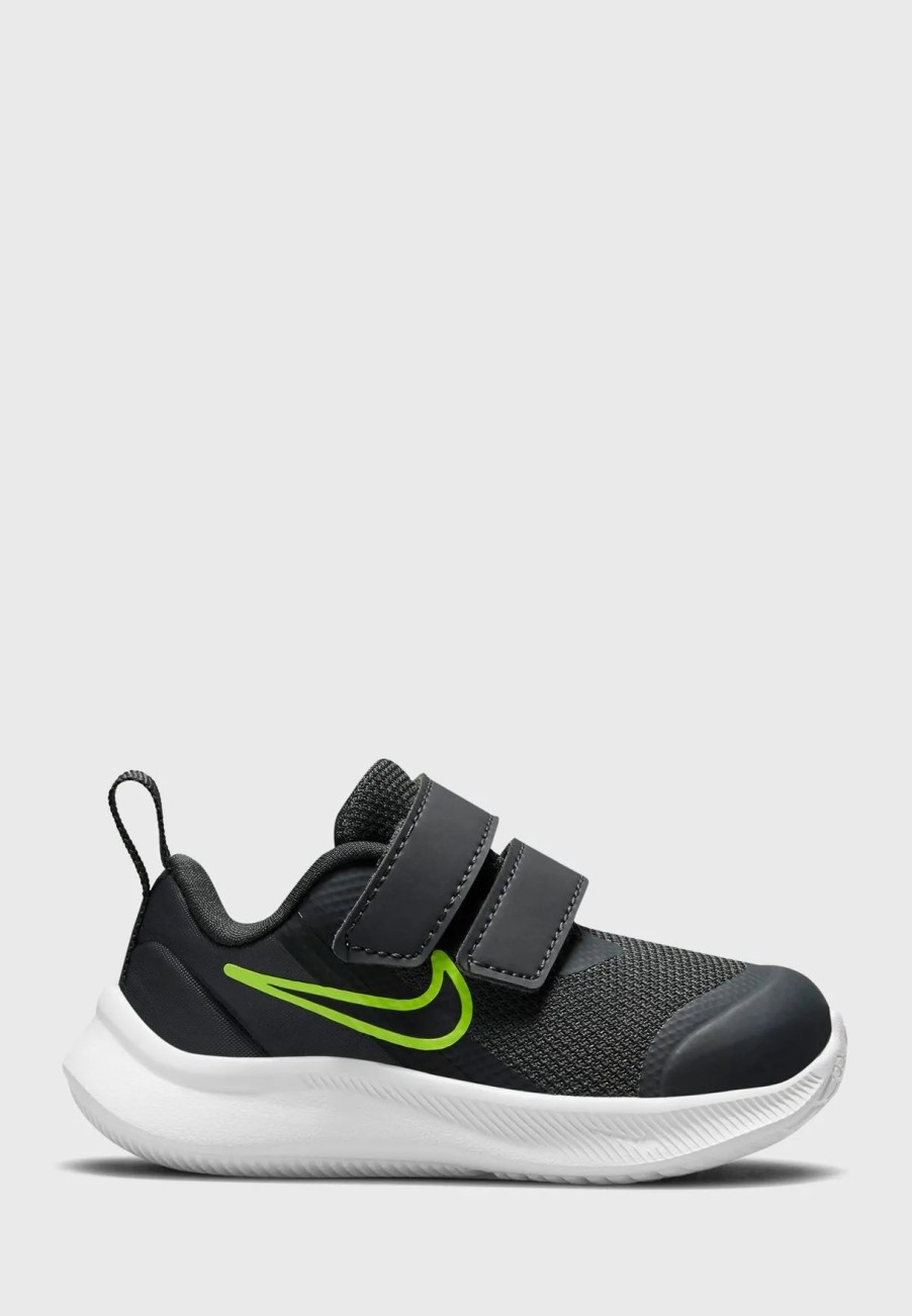 Sports Shoes | * Nike Infant Star Runner 3