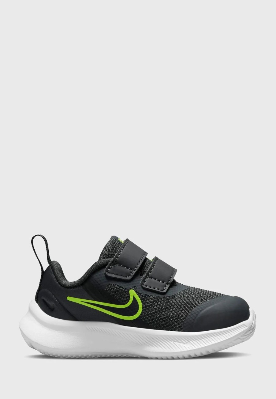 Sports Shoes | * Nike Infant Star Runner 3