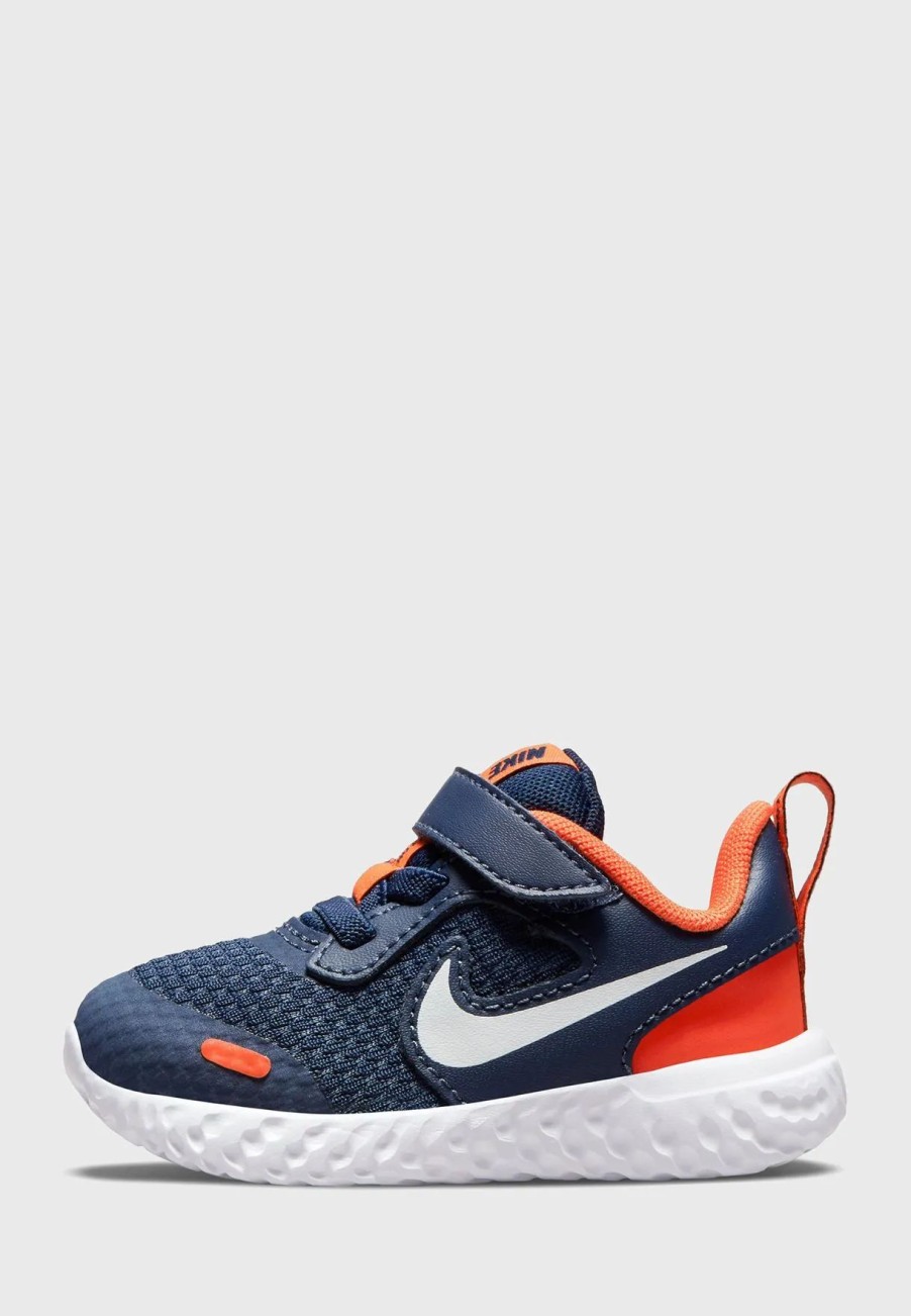 Sports Shoes | * Nike Infant Revolution 5