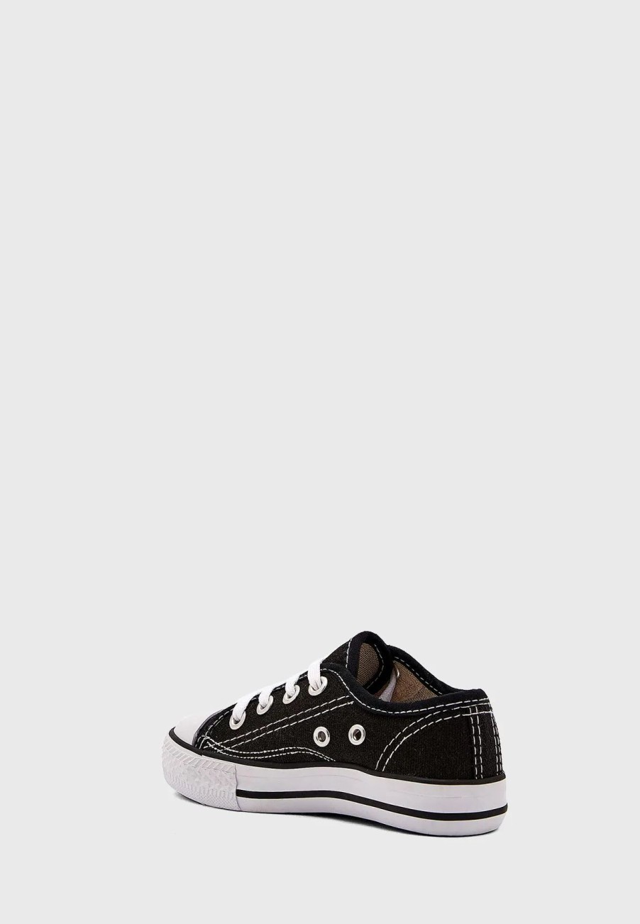 Sneakers | * Pinata Low Cut Canvas Lace